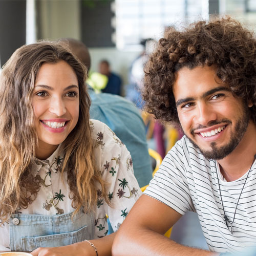 unsichtbar mit der lingualen Incognito Zahnspange für teenager